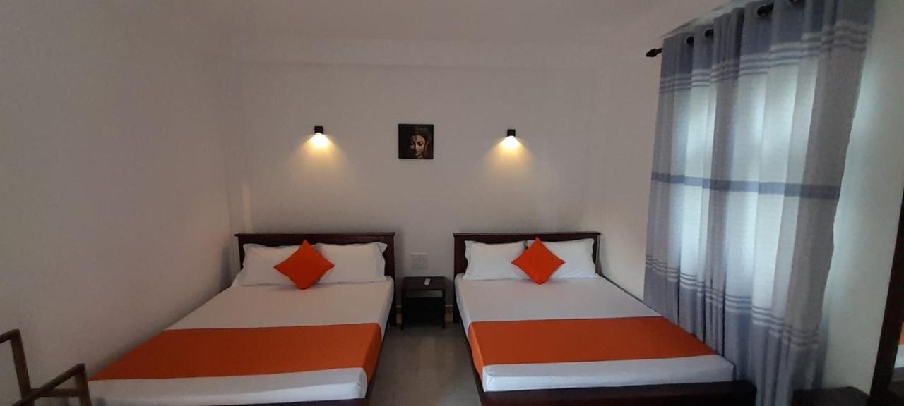 Lake Edge Resort Anuradhapura Exteriör bild